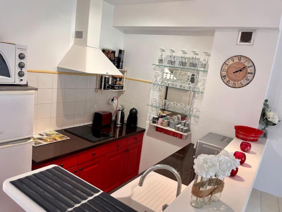 Joli Studio Tout Confort Proche Toutes Commodites Dans Residence Calme LʼÎle-Rousse Екстериор снимка