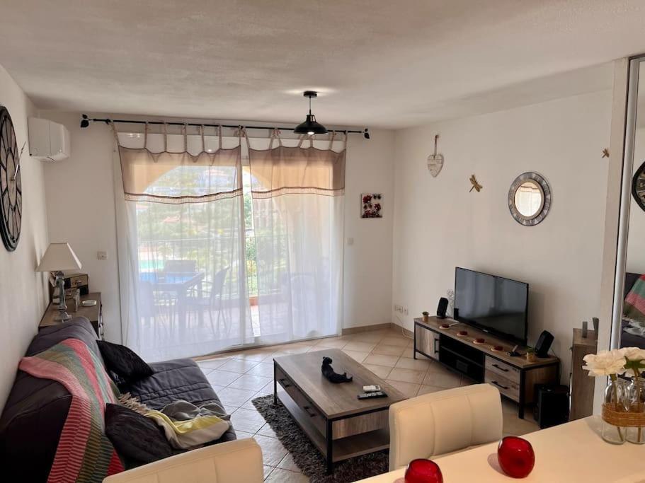 Joli Studio Tout Confort Proche Toutes Commodites Dans Residence Calme LʼÎle-Rousse Екстериор снимка